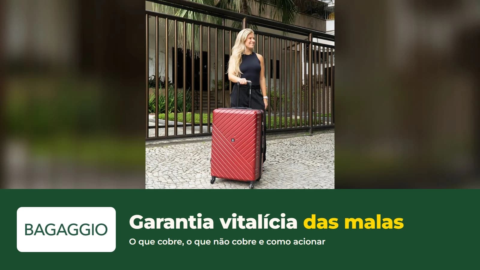 Mulher com uma mala Detroit vermelha da Bagaggio, em foto oficial da loja, com o logo e o título Garantia vitalícia das malas