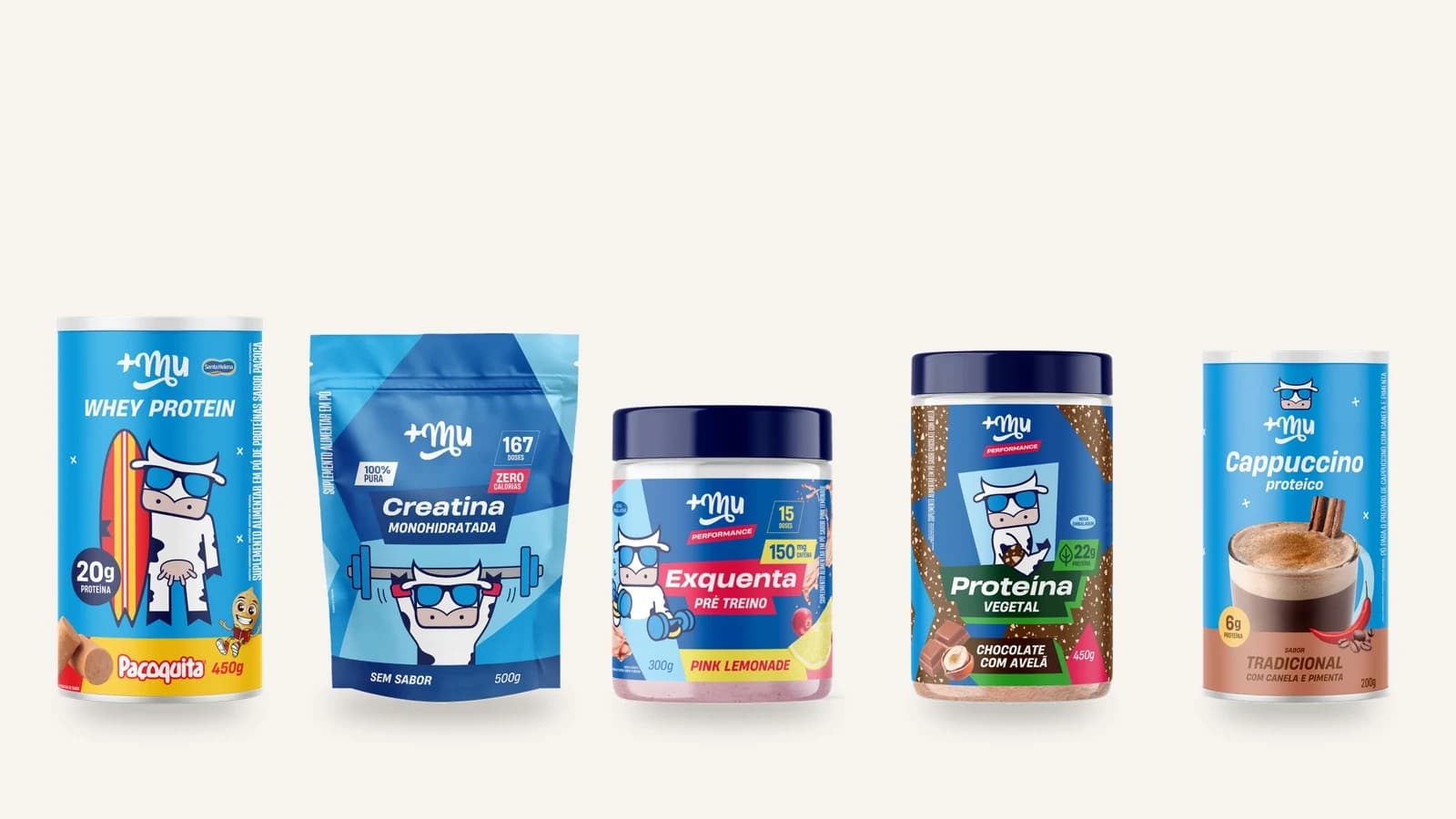Produtos da Mais Mu lado a lado: Whey Protein paçoquita, Creatina 100% Pura refil, pré-treino Exquenta pink lemonade, Proteína Vegetal e Cappuccino proteico